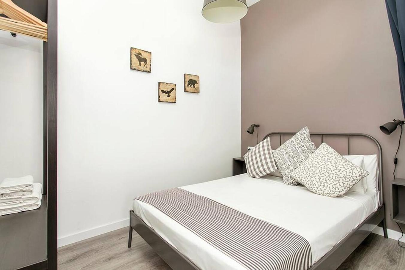 Cozy&New With Terrace Apartman L'Hospitalet de Llobregat Kültér fotó